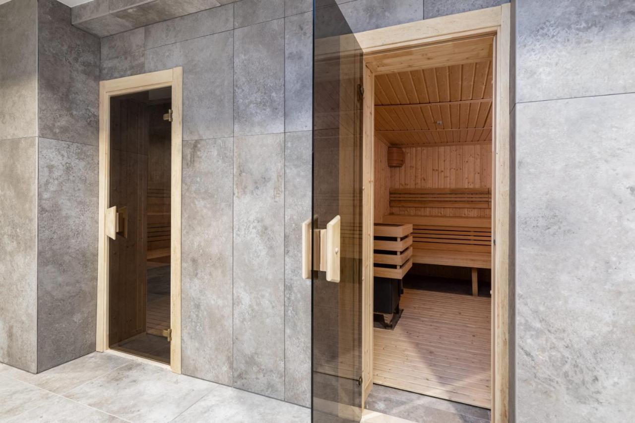Apartment Wellness & Aquamarine By Renters *