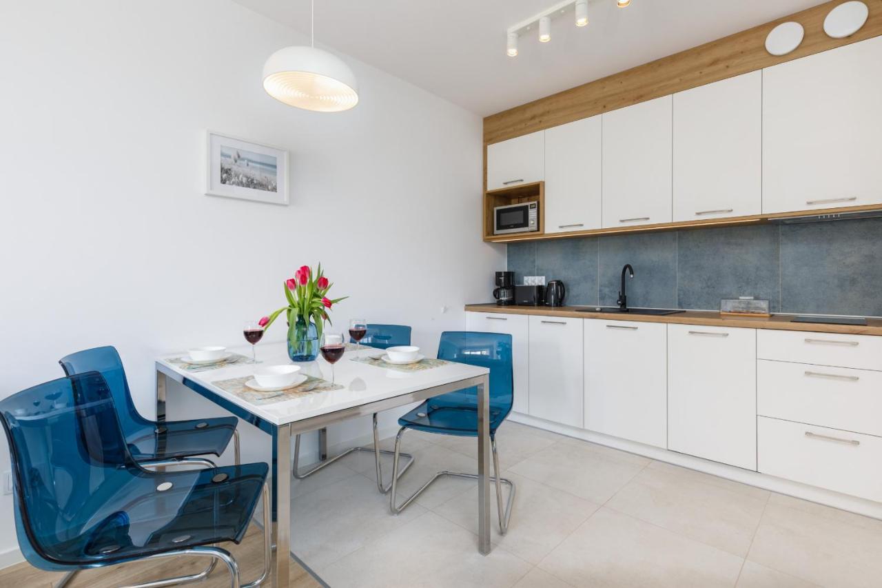 Wellness & Aquamarine By Renters
