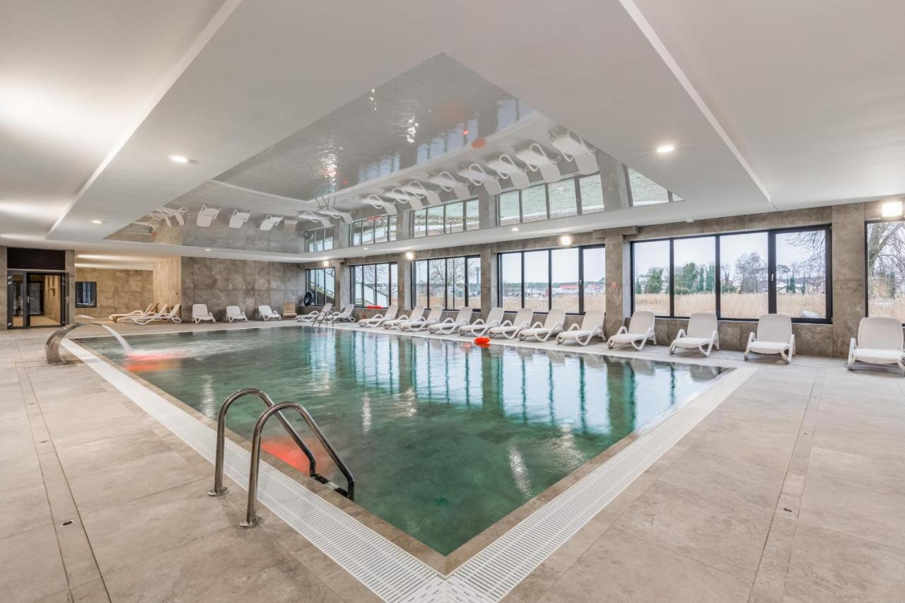Wellness & Aquamarine By Renters Apartment